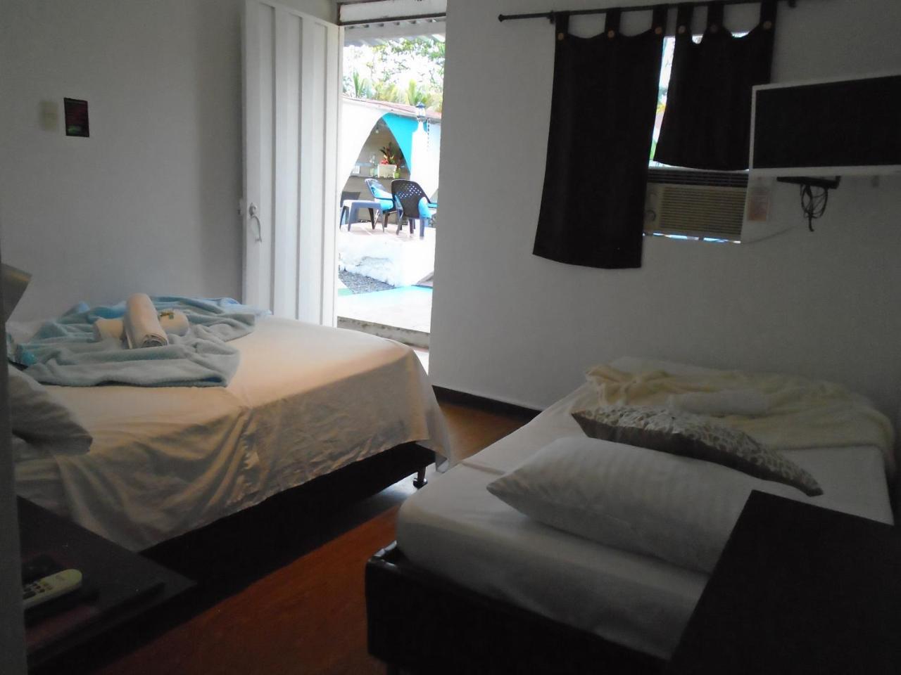 Llano Dorado Hotel Campestre Granja Campo Alegre 外观 照片